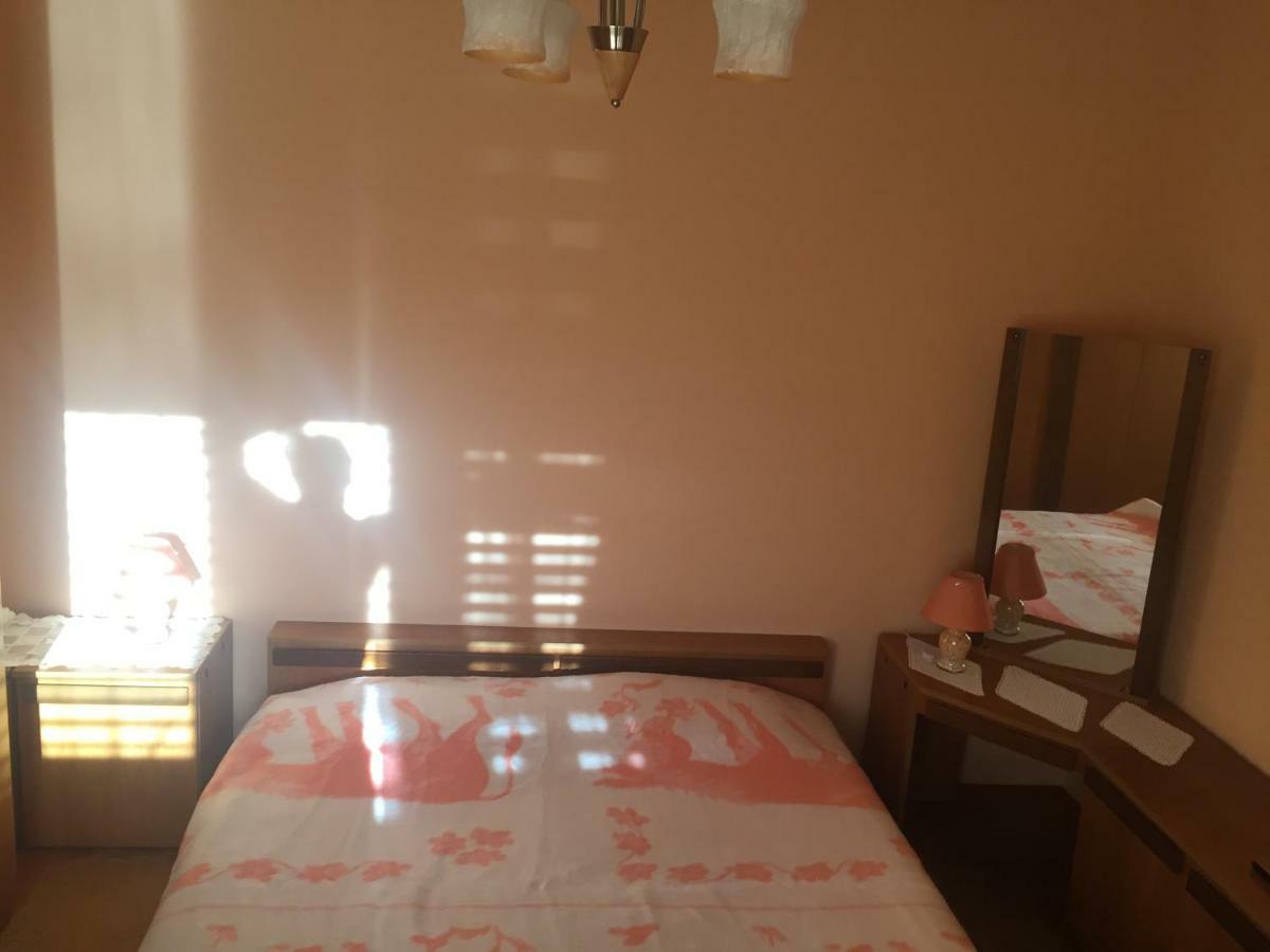 Apartman Frane 6+2 Brodarica  Eksteriør billede